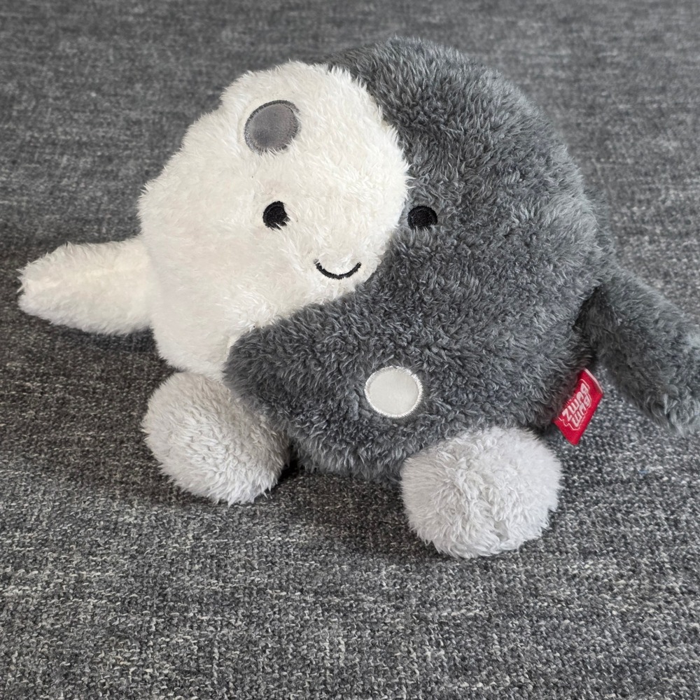 BumBumz Josh Yin-Yang Plush RetroBumz Kellytoy Russ 7.5 Inch Grey White